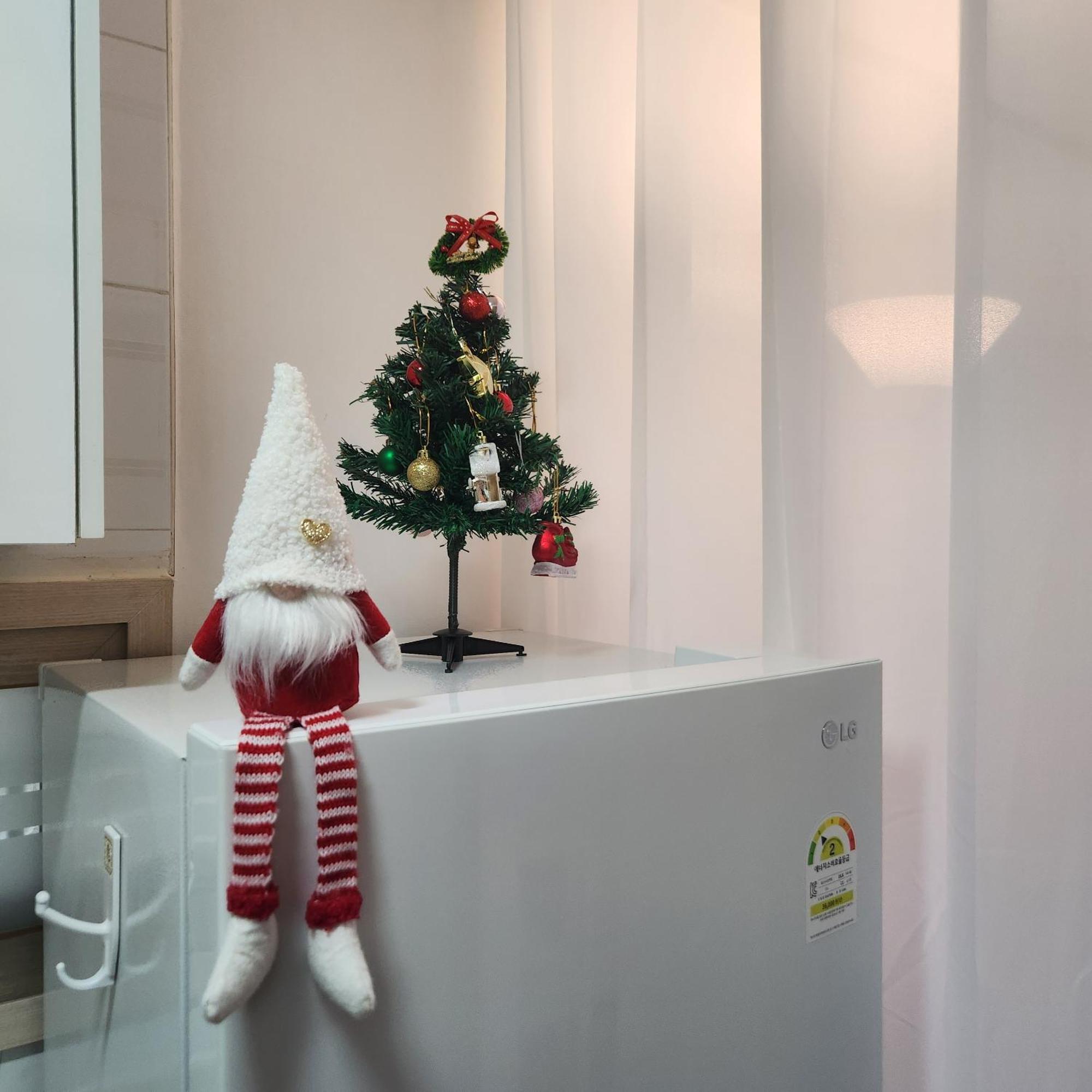 Apartment #hapjeong #hongdae #full Option #one Seoul